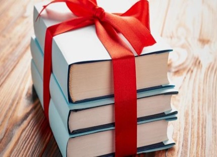 ECA donates 7000 books to institutions of higher learning in Ethiopia | The ECA Intranet (uneca.org)