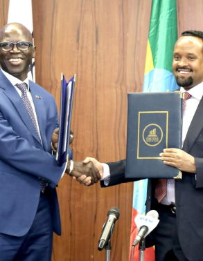 A Financing Agreement signed between the FDRE Ministry of Finance and the World Bank title=