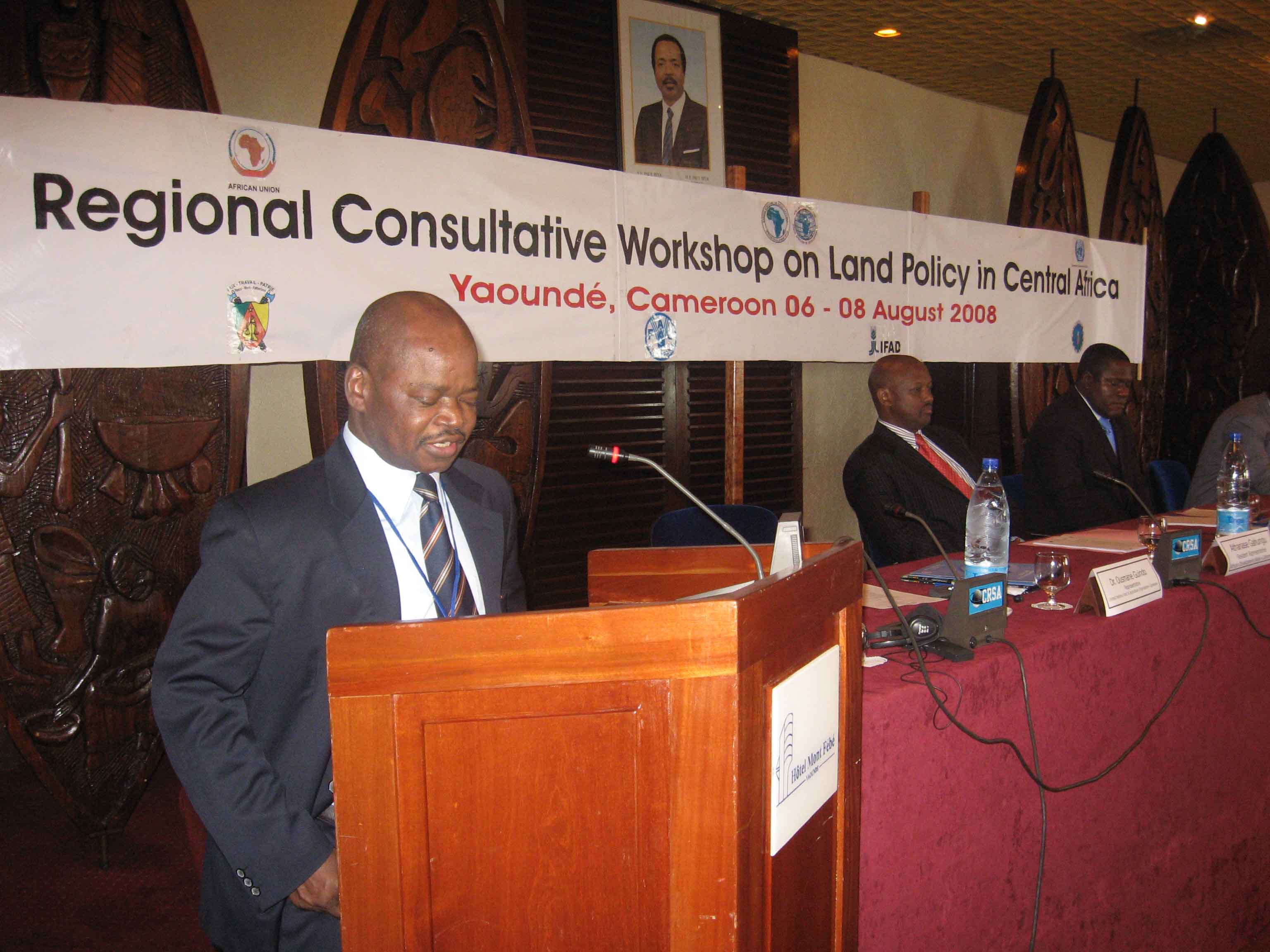 A regional consultative workshop on Land Policy in Central Africa. With agriculture and natural resourcebased sectors contributing substantially to Africa’s gross domestic product and to the livelihood of most Africans, the importance of effective land governance in agricultural transformation cannot be overemphasized. Photo © ECA.