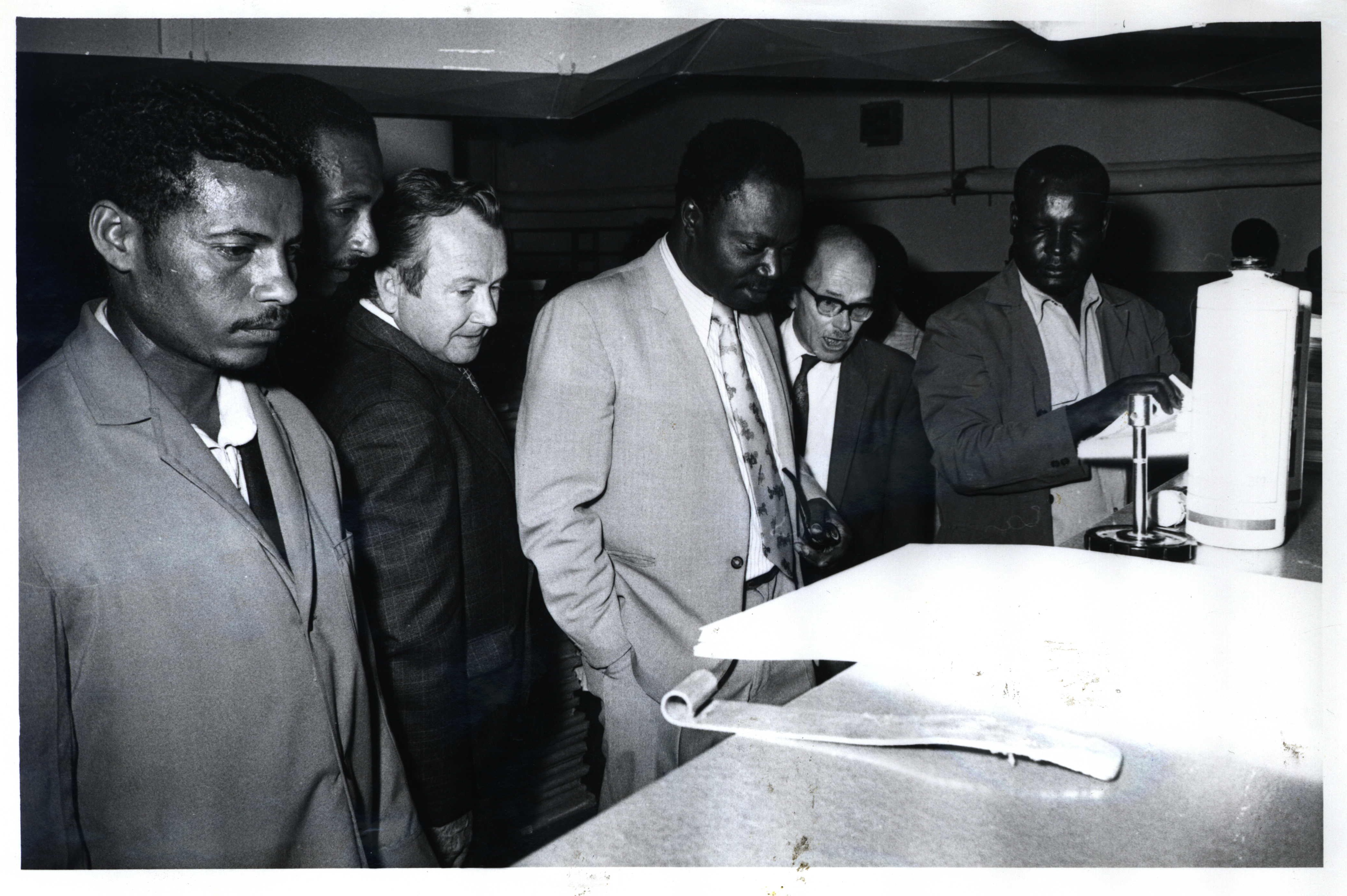 Executive Secretary of ECA, Adebayo Adedeji, visiting the ECA Printing Shop in the early 1980s.
