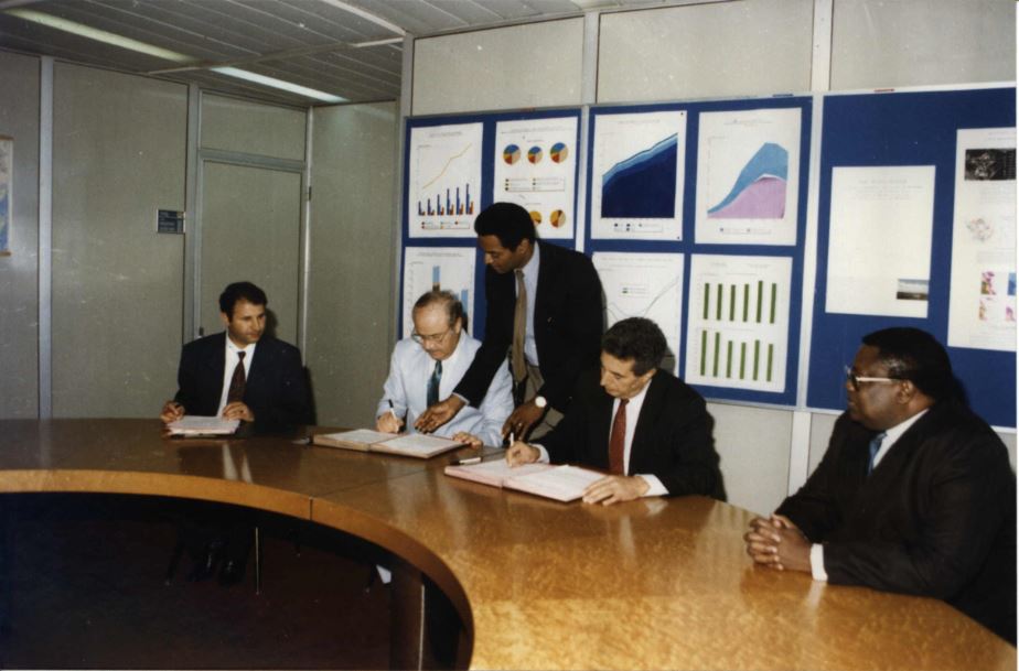 Ninth meeting of the Conference of African Ministers of Transport, Communications and Planning, held in Addis Ababa, 12 and 13 March 1993 Ninth meeting of the Conference of African Ministers of Transport, Communications and Planning, held in Addis Ababa, 12 and 13 March 1993