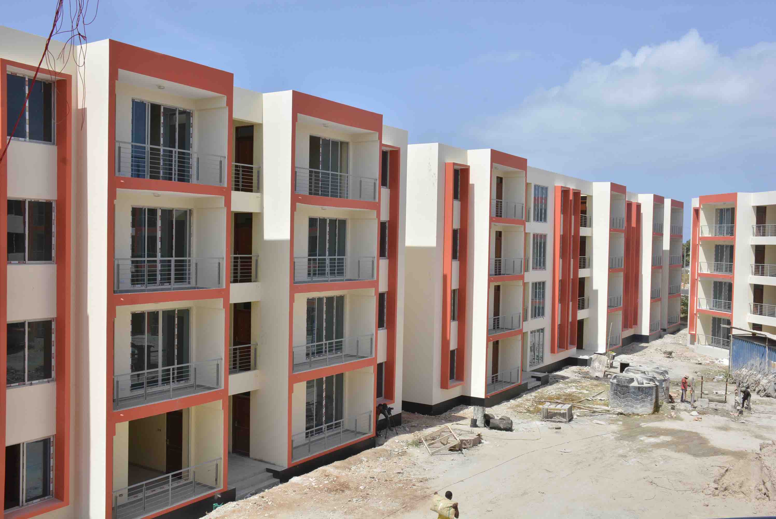 In the West African Economic and Monetary Union (WAEMU), ECA has been working with MiDA and a regional mortgage refinance fund (CaisseRegionale de Refinancement Hypothecaire - CRRH) to promote the right for more people to have access to affordable housing in the subregion. Photo COURTESY.