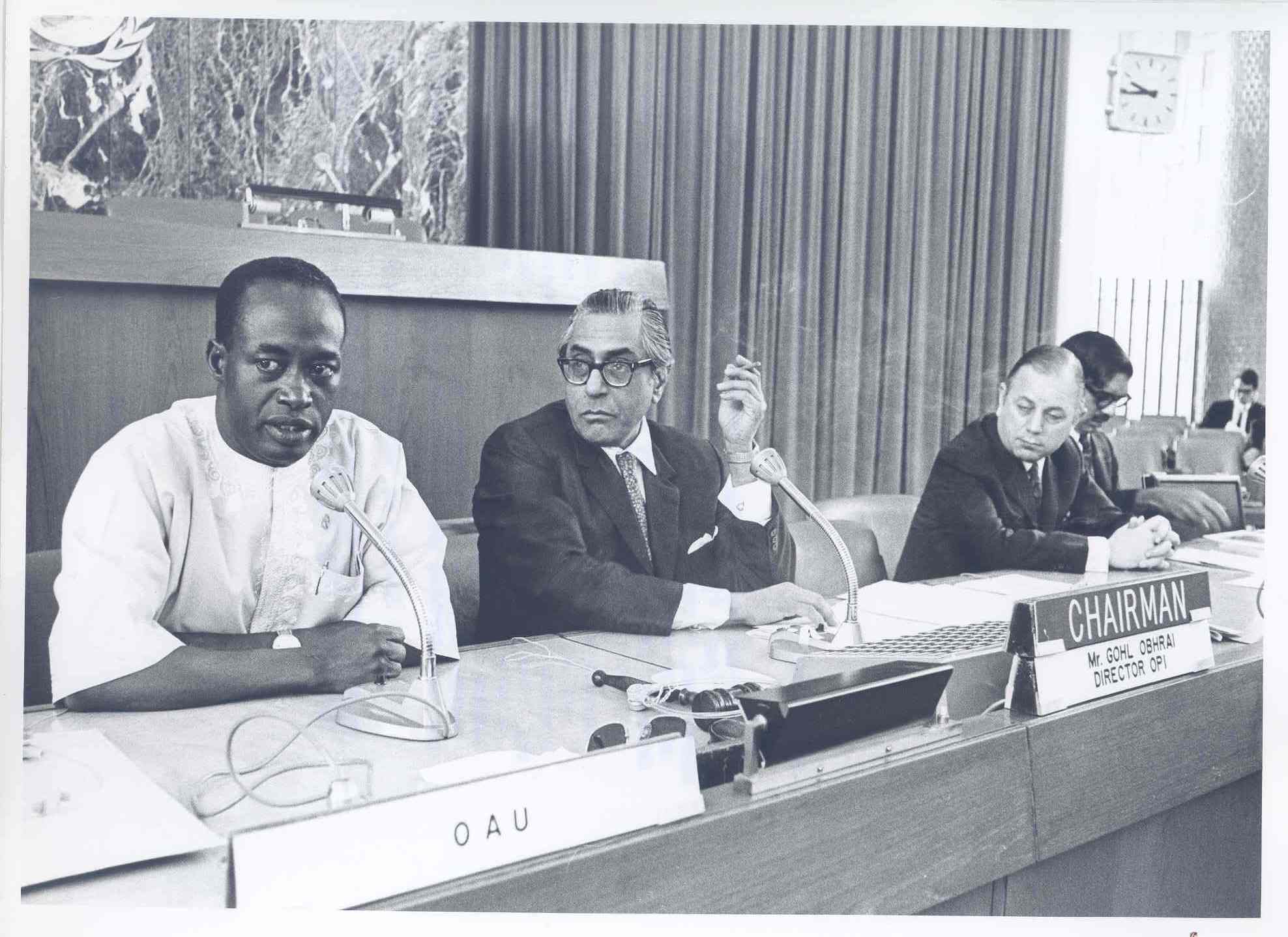 Meeting in session: Joint Conference of African non-governmental organization and editors’ roundtable, held at Africa Hall, Addis Ababa, 12 – 21 February 1970. The first Secretary-General of O.A.U, Diallo Telli (left), shown making a statement. Photo © ECA