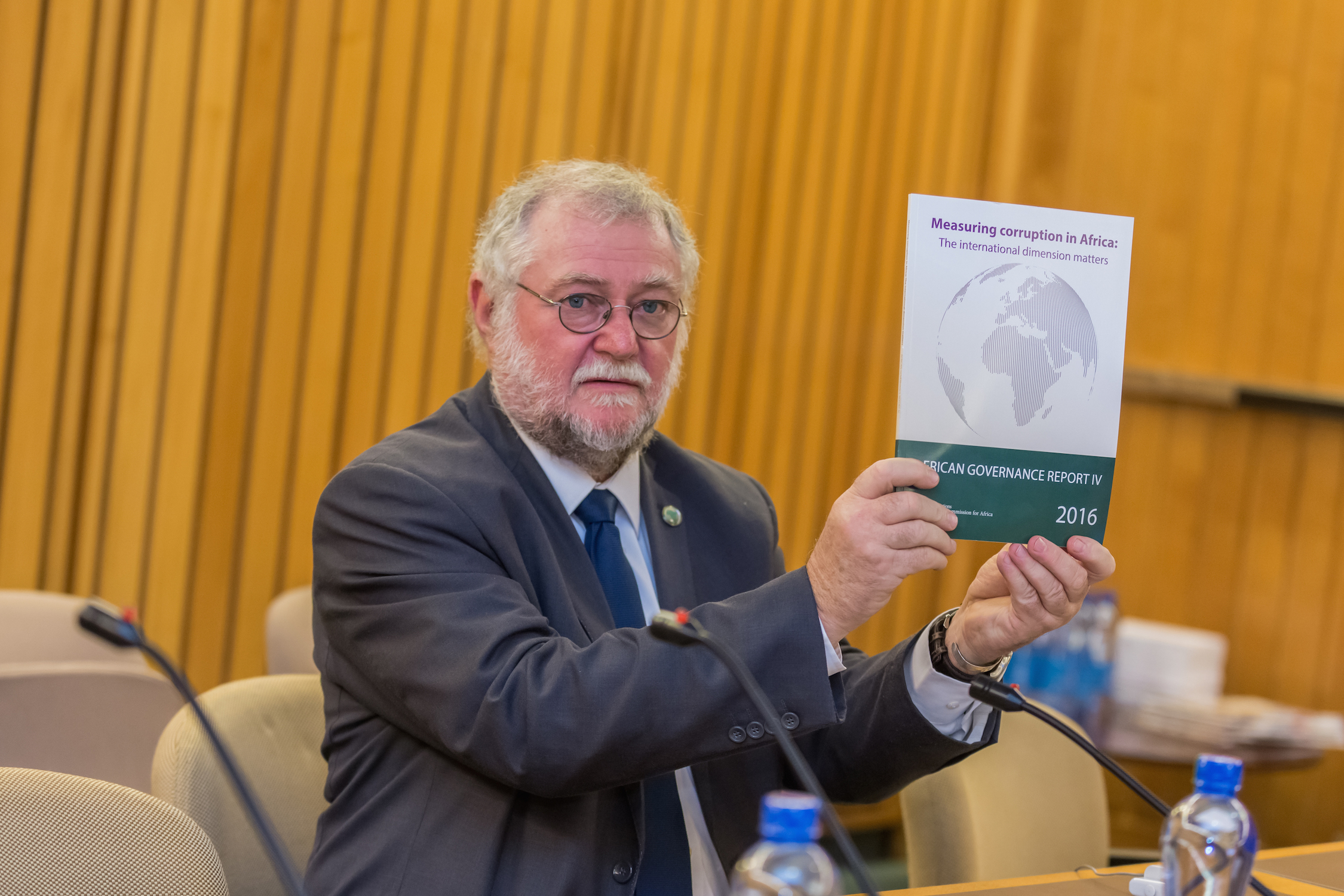 Minister of Finance of Namibia, Calle Schlettwein, launching the Africa Governance Report IV in Addis Ababa, 2 April 2016. Photo © ECA