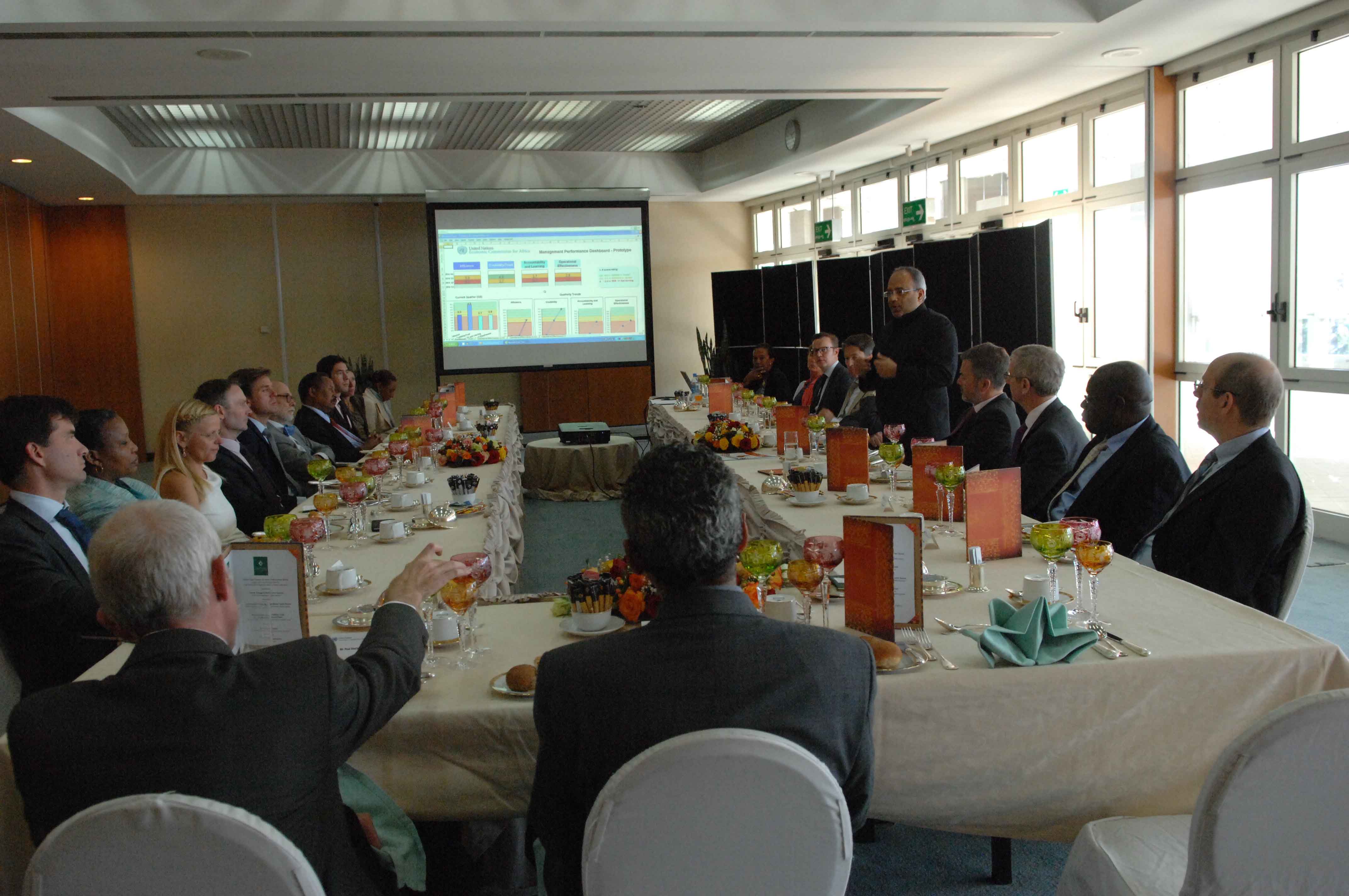 Executive Secretary of ECA, Carlos Lopes, meeting with Joint Financing Agreement Partners in Addis Ababa on 5 December 2014. Photo © ECA